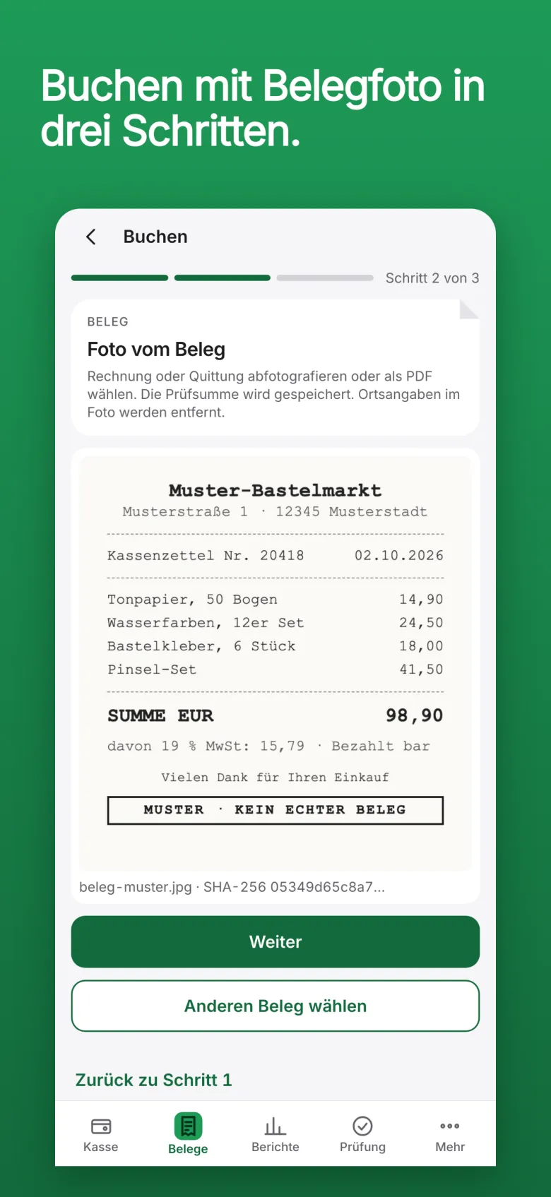 Hilea Vereinskasse: der zweite Schritt beim Buchen mit dem Foto eines Musterbelegs, gekennzeichnet als Muster, und den Knöpfen Weiter und Anderen Beleg wählen.